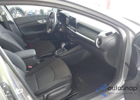 2022 Kia Forte Lxs из США, поврежденный, VIN 3KPF24AD9NE472497